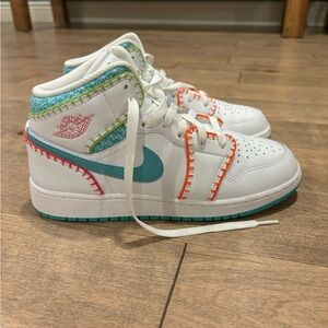 Nike Air Jordan sneakers - size 6.5 - perfect condition